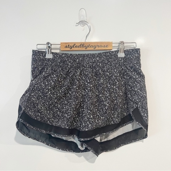 Athleta Printed Mesh Racer Run Short 4" - Picture 5 of 9